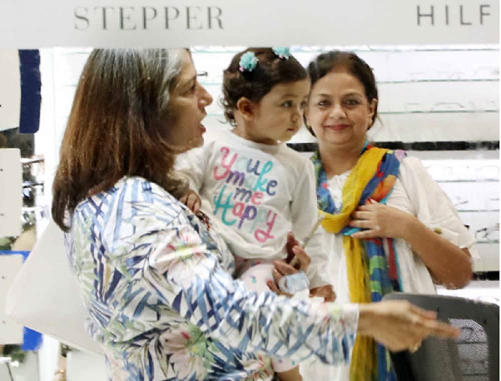 Shahid Kapoor and mira rajput baby Misha is busy shopping with her granny