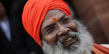 here is reason of bjp mp sakshi maharaj supports ram raheem