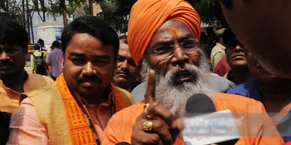 here is reason of bjp mp sakshi maharaj supports ram raheem