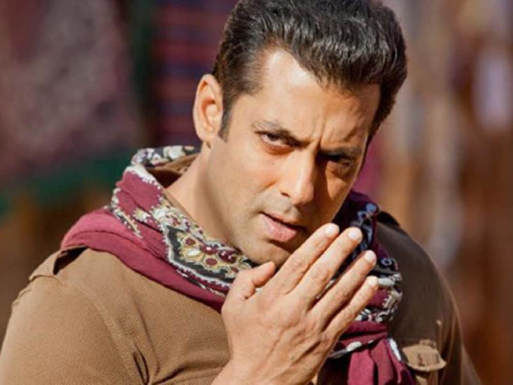 salman khan sing a song during his parents wedding anniversary