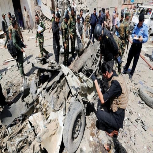 Creepy Pictures of Car Bomb Blast In Baghdad, died 12 People