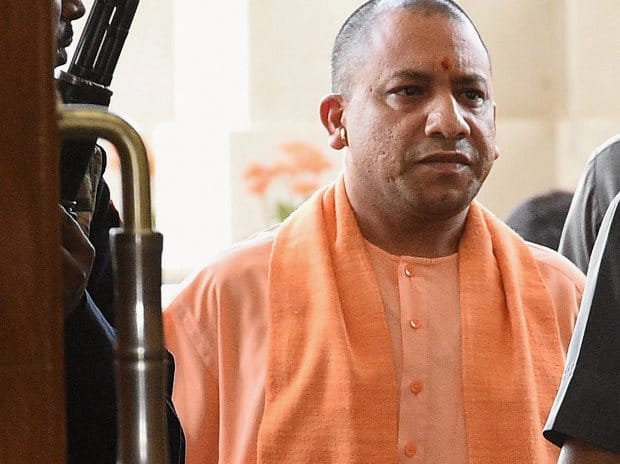 bjp mp and mla enters in annexy without pass
