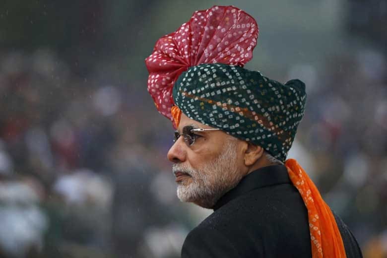 pm modi address the rally in udaipur