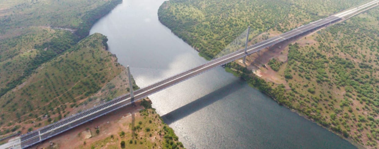 salient features of chambal hanging bridge of kota with some beautiful pictures 