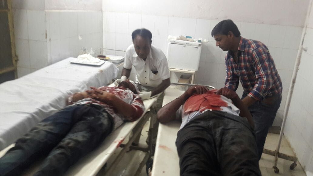 In a road accident at jaipur-delhi highway four people death and two seriously injured