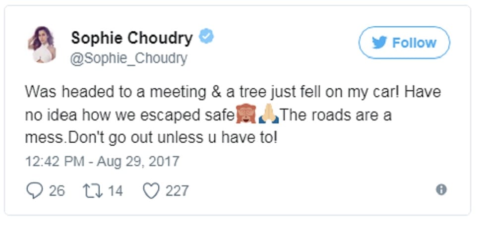 #MumbaiRains: Water logging outside Amitabh bachchan's house Jalsa, Sophie Choudhry escapes