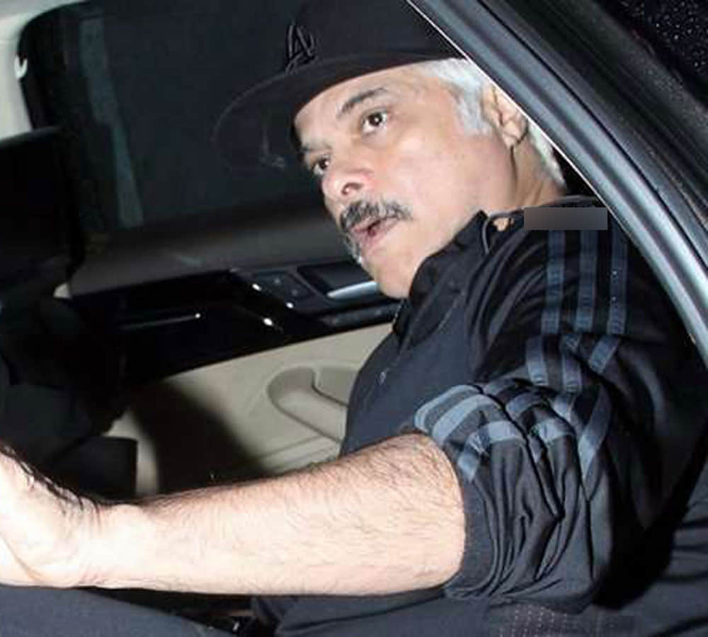 Anil Kapoor Looks His REAL AGE As He Seen Coming Out Of A Salon 