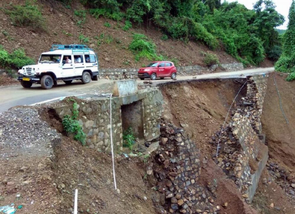 driver safe after accident of vehicle