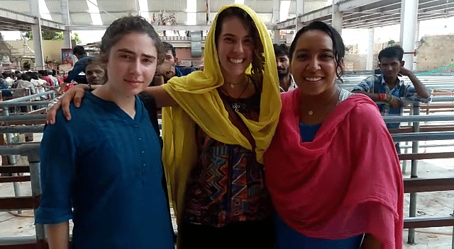 3 american students attends baba ramdev mela in jaisalmer 