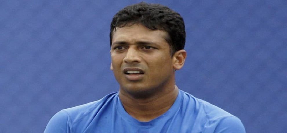  mahesh bhupati takes on wife lara dutta on twitter after mumbai rain