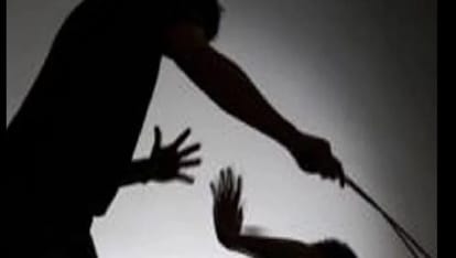 a man killed his father in law for wine in Deoria