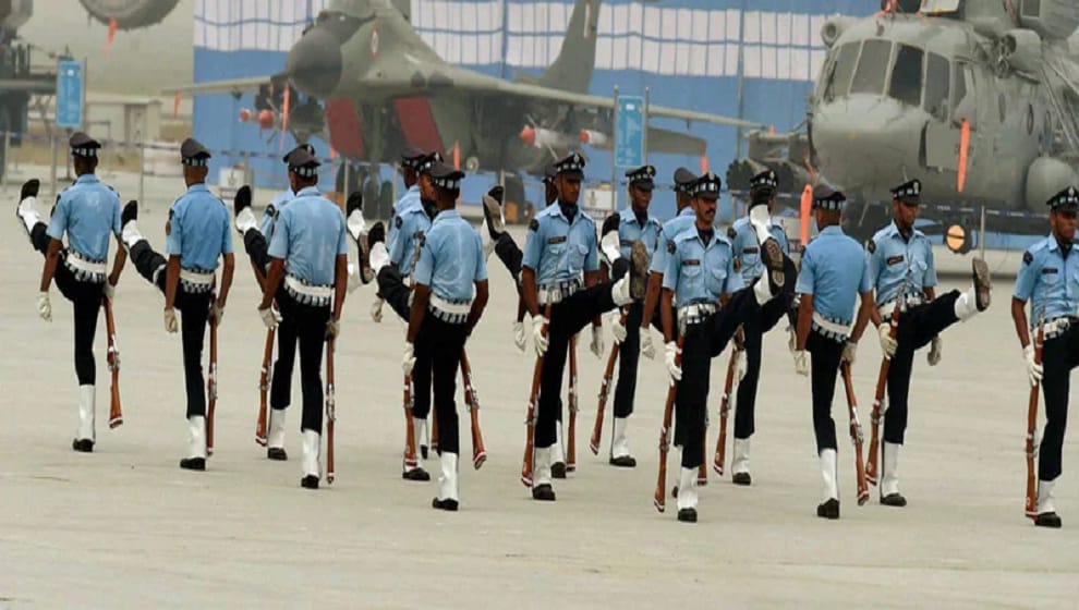 Suspected youth entering Allahabad station in Allahabad