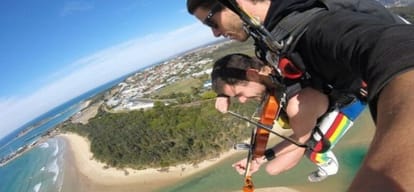 nude man jumped the airplane by playing violin 
