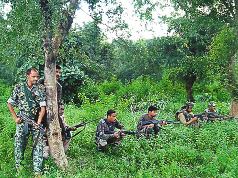 Siege fast on the possibility of the presence of dacoits