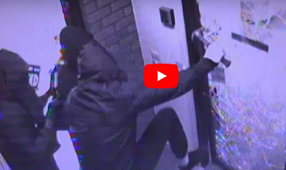 Gun-blazing dacoits messed up a jewellery shop heist in Siliguri town 