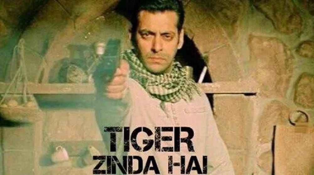 Salman Khan looks fierce in his latest still from the  film Tiger Zinda Hai