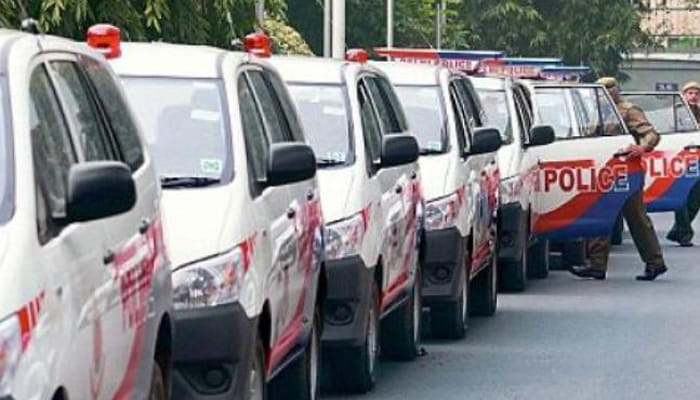 uttar pradesh police run there official vehicles without proper documents and insurance