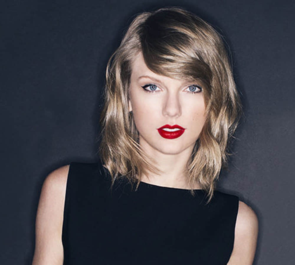 hollywood singer taylor swift buys a very coslty house