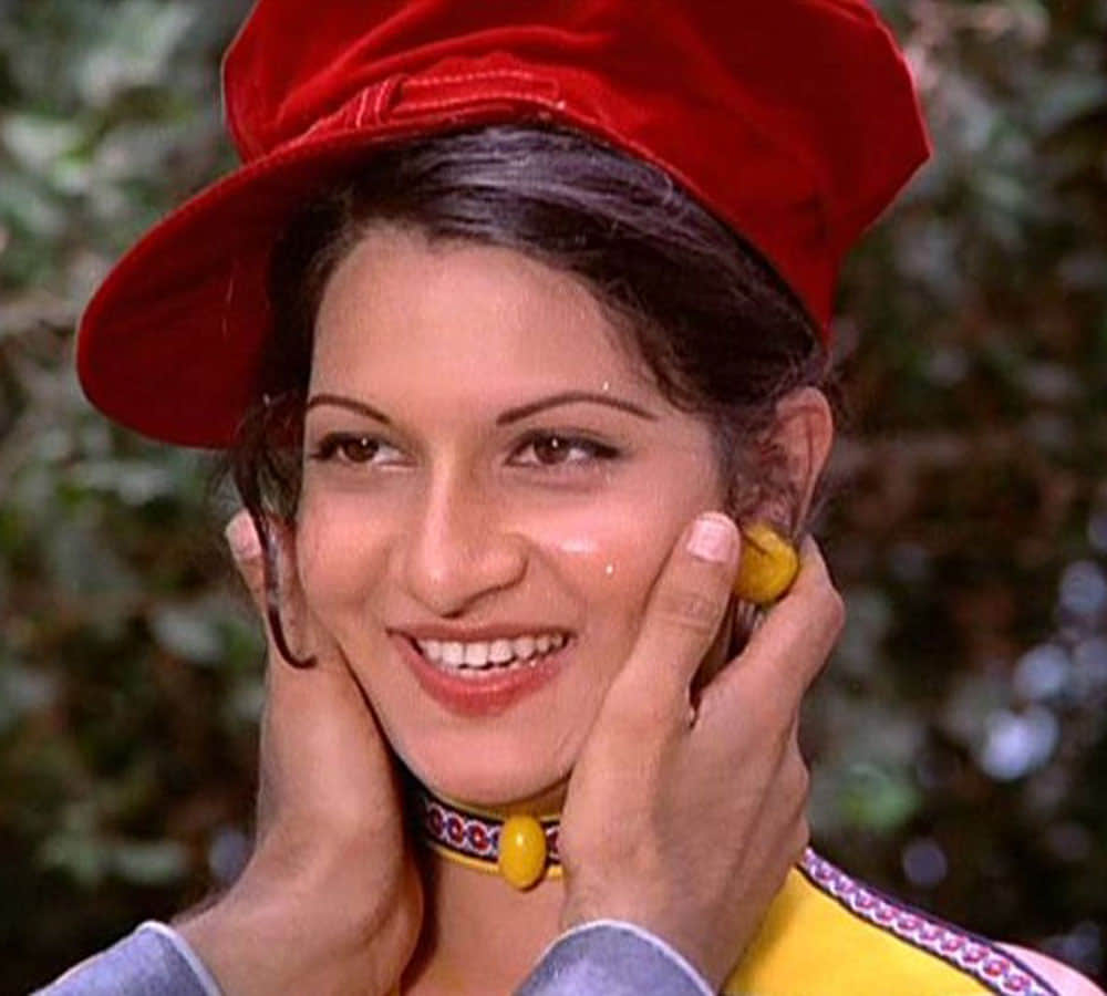 mahabharata actress kunti disappear from film industry know her life jourrney