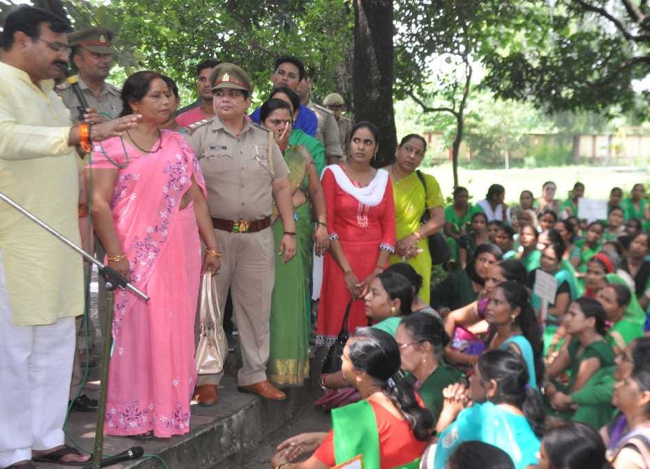 MLA to reach the detention site 