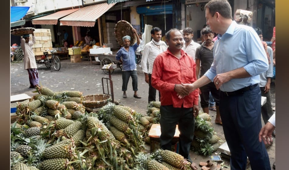 Australian Minister for Trade, Tourism Steven Ciobo visited to Azadpur Sabzi Mandi in New Delhi