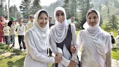 JKBose Result Out Girls outshine boys in J&K Board class 12 board examination Result