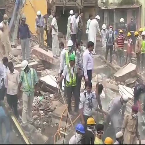 three story building collapsed in bhindi bazar mumbai, Many people feared trapped