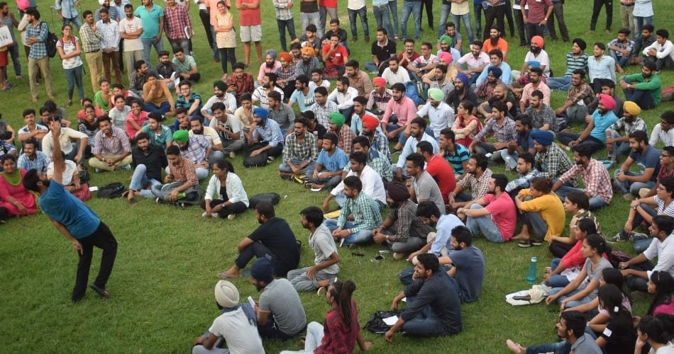 Punjab University Synidace Rejects Decision to Extend Fees