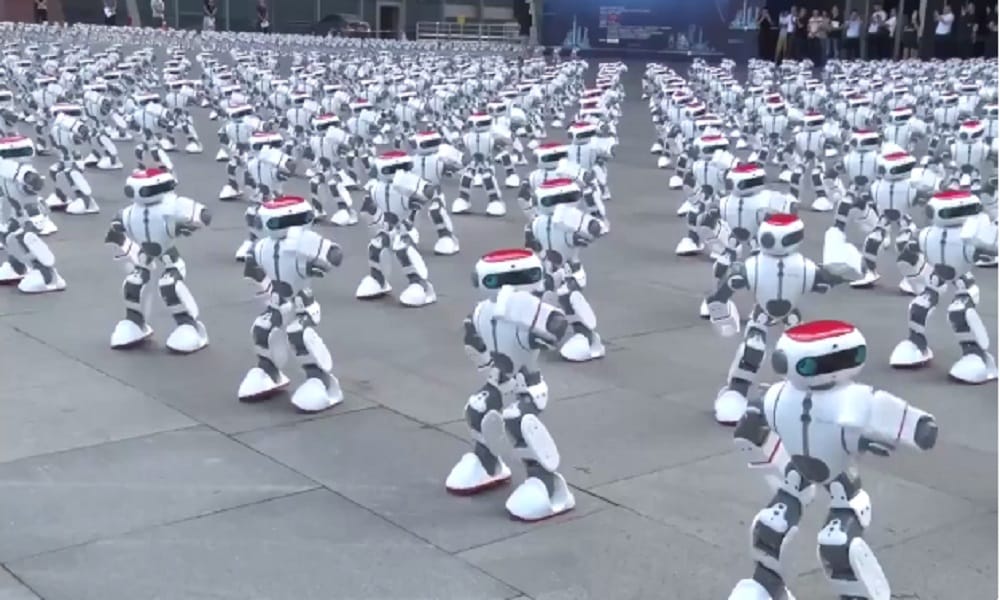 Robot Army Set Up By Chineese company  WL Intelligent Technology Makes World Record
