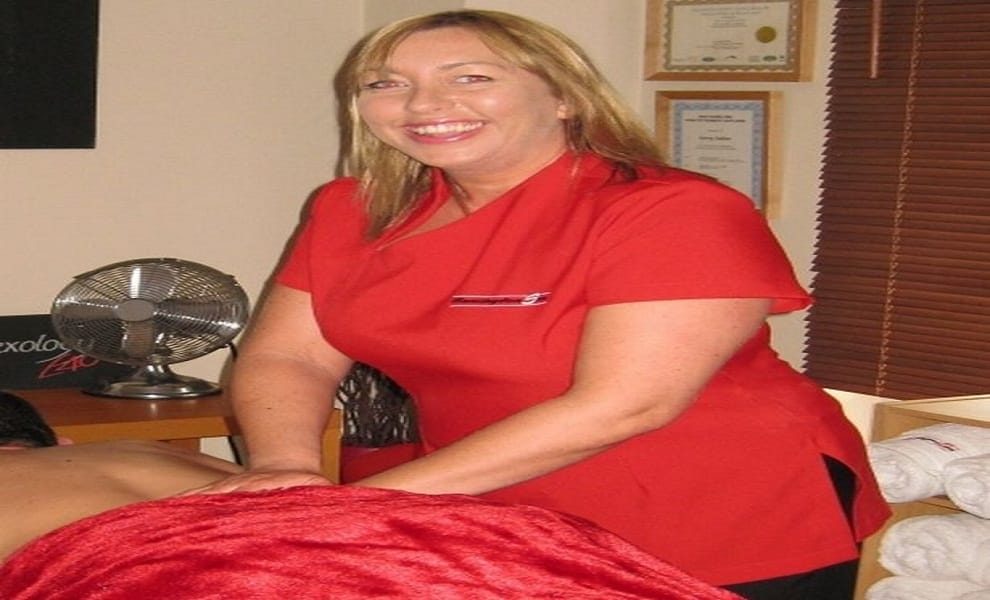 In health spa Drunken women assaulted man during massage