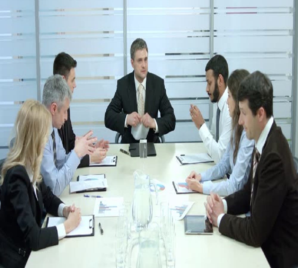 want to beome a good boss then follow these five tips  