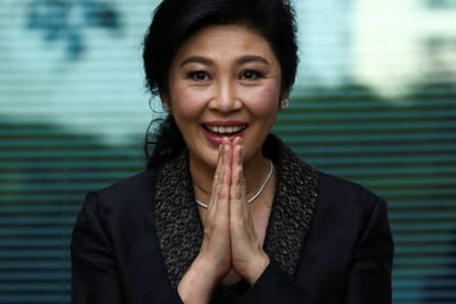 Prime Minister and President fleed as accused in corruption