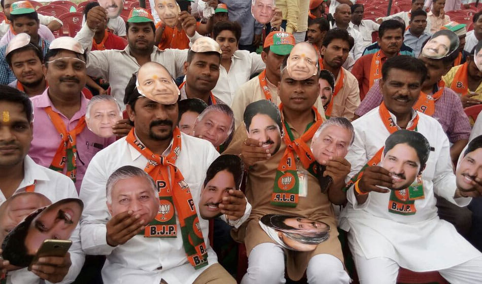 cm yogi adityanath reaches ghaziabad, see all updates here