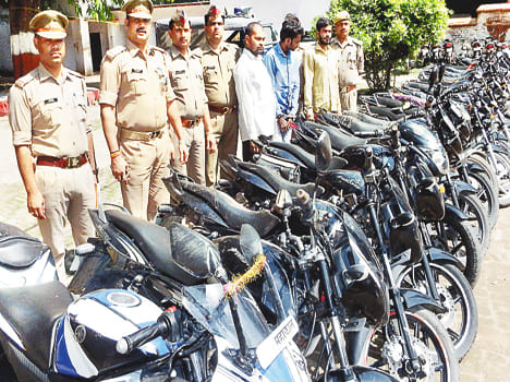 Cross-grenade vehicle thieves caught gang, 20 bikes recovered