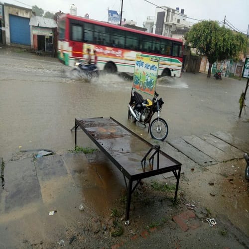 Due to torrential rains in the district, many children survived the death, photos