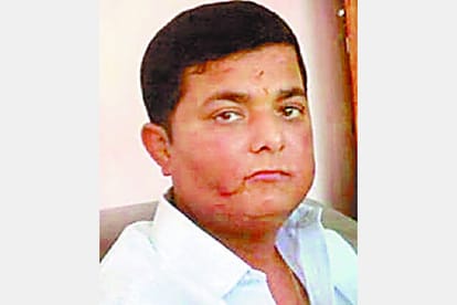 BSP leader shoots himself in faizabad.