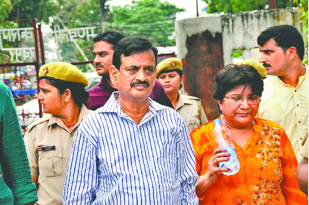 Doctor couple judicial custody for 14 days