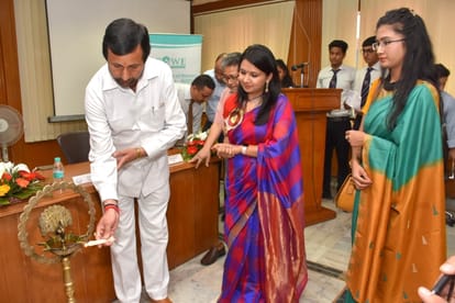 Kitchen queen competition is organized at Graphic Era University