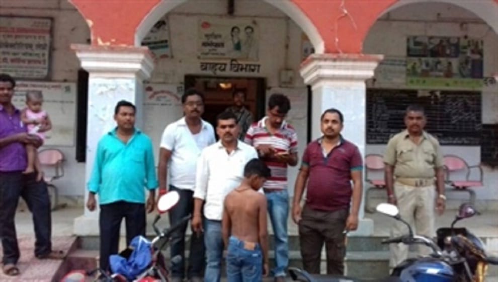 a teacher brutally beaten student on not doing homework in rampur