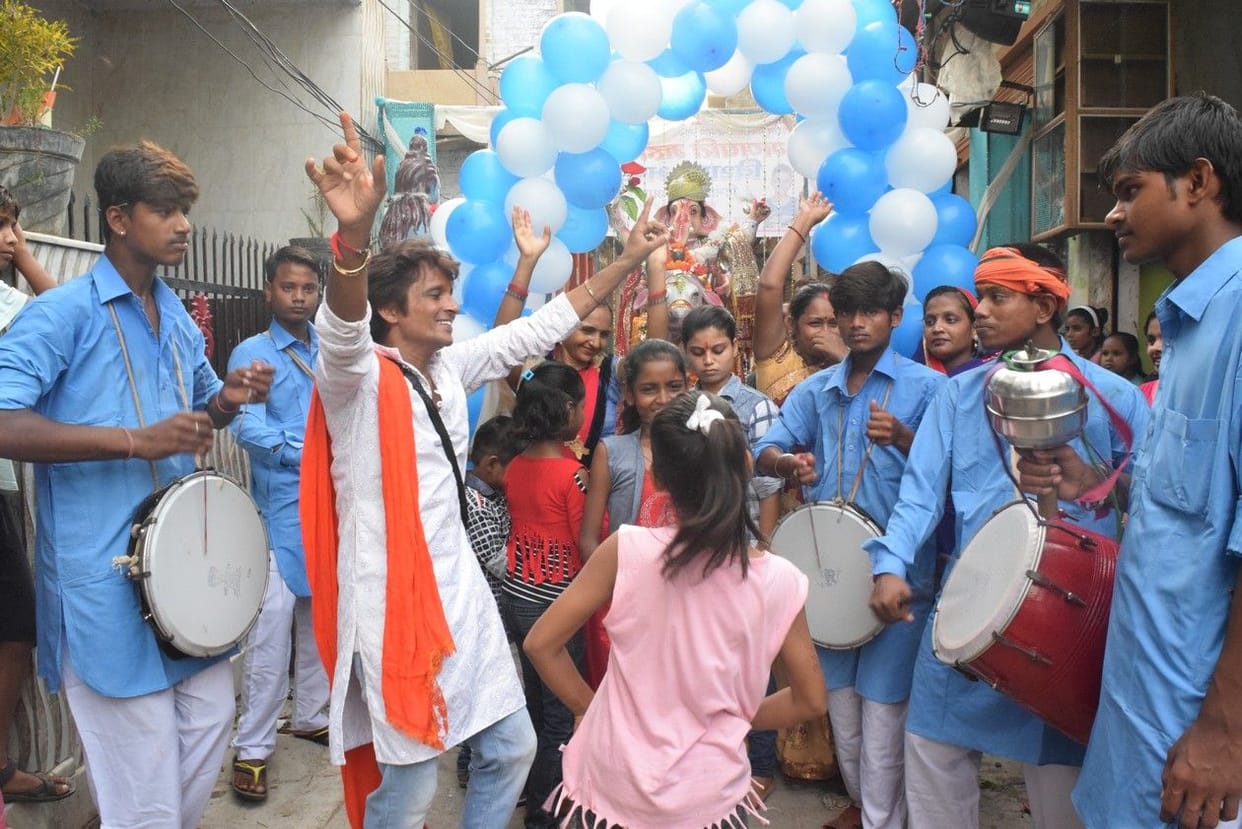 गाजे बाजे के साथ गणेश प्रतिमाओं का  किया विसर्जन