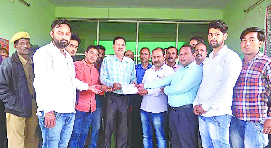 Congress angry for not taking public confidence in survey
