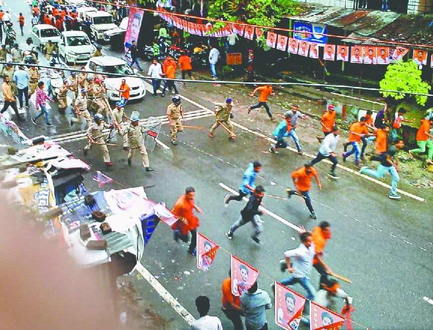 students fight in birla campus in srinagar