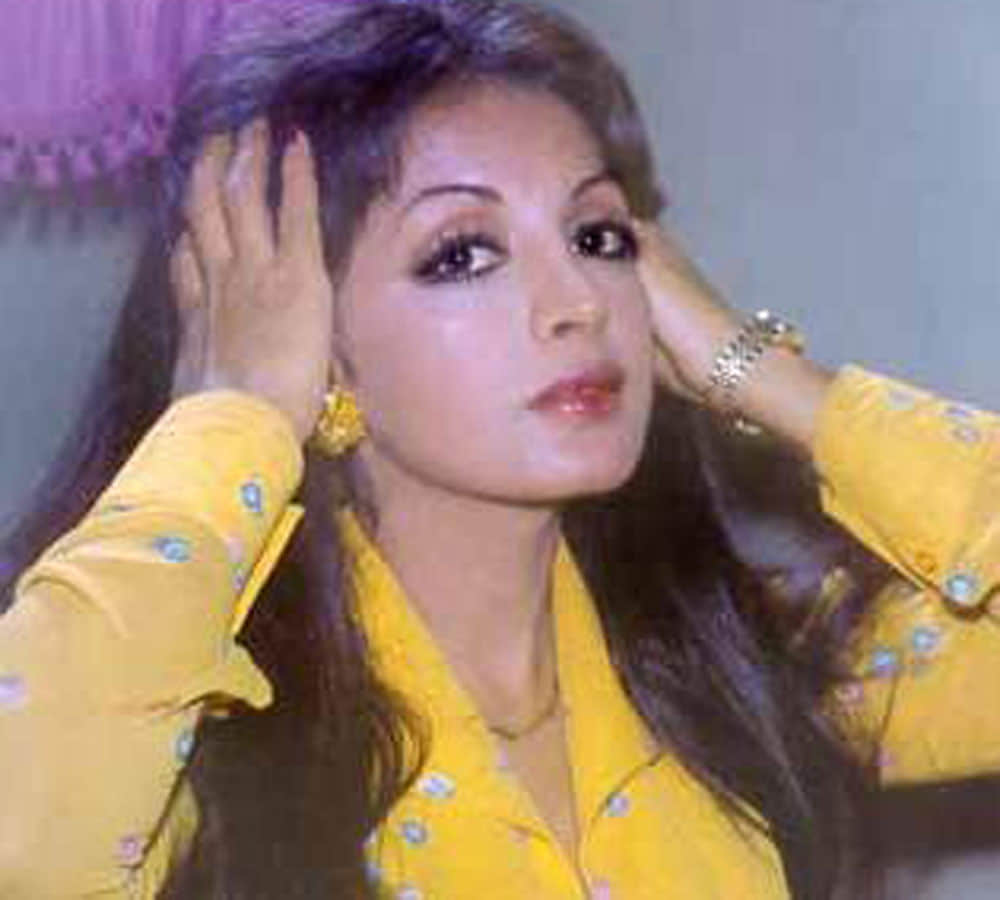 actress zaheera carbon copy of paveen babi now disappear