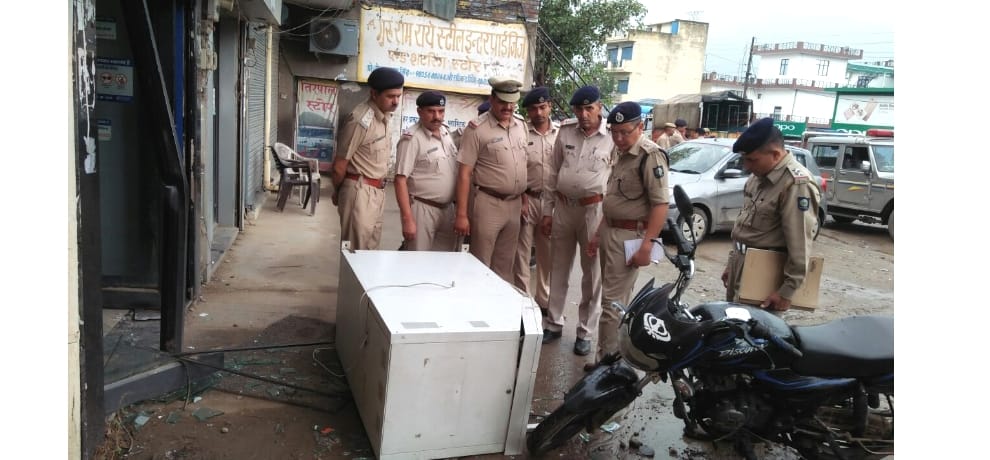 One Accused Killed in ATM Theft Case at nalagarh.