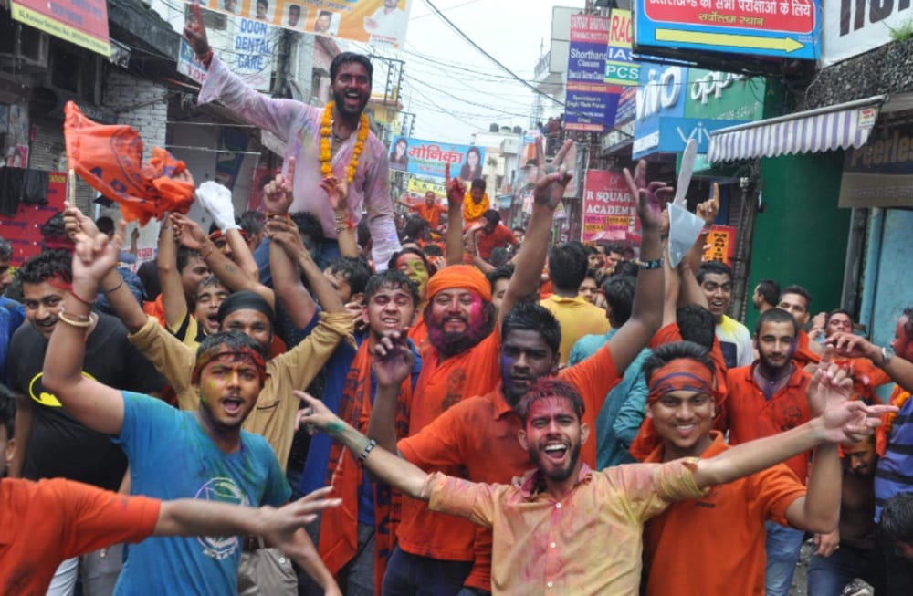 photos of abvp victory celebration in dav college