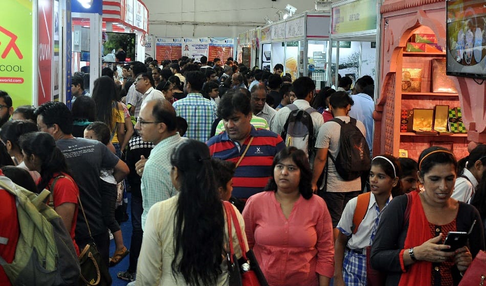 delhi book fair get less book lovers, handbag and massager stall crowded