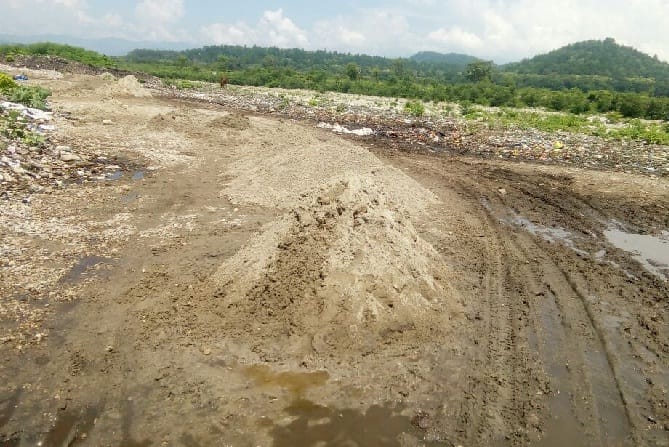 Illegal mining at kosi ramnagar