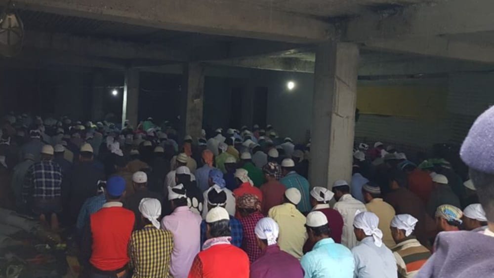 muslims pray Namaz in gurudwara in uttarakhand