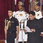 पीयूष गोयल शपथ लेते हुए