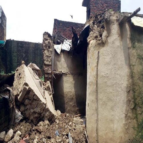 In this city continuous rain from three days, many of houses collapsed, see photos